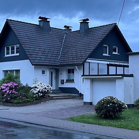 Modern Und Rustikal Mit Kamin Ferienwohnung Kohlert Bad Berleburg Exterior foto